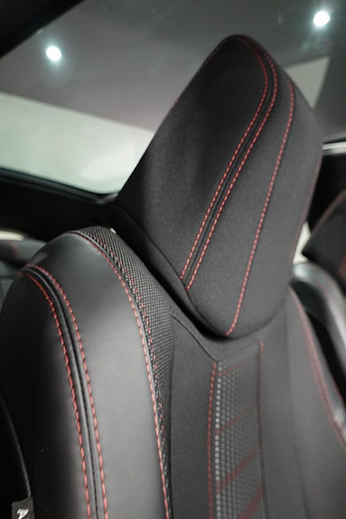 Peugeot 308 SW 27 of 30