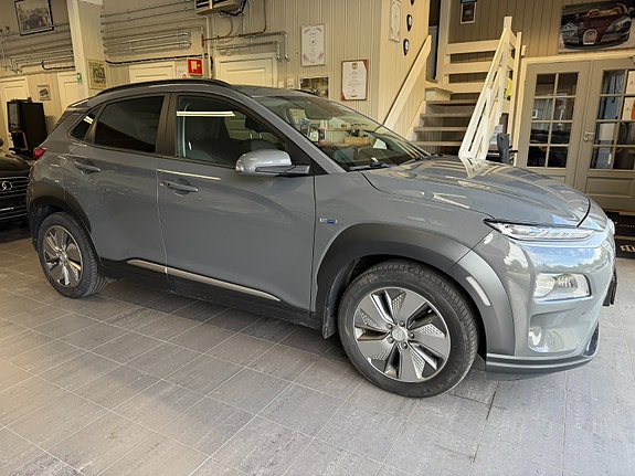Hyundai Kona 8 of 30