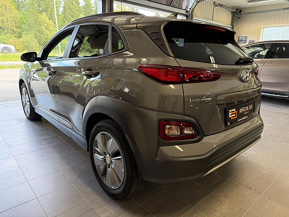 Hyundai Kona 4 of 30