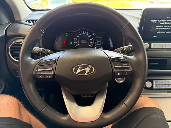 Hyundai Kona 19 of 30