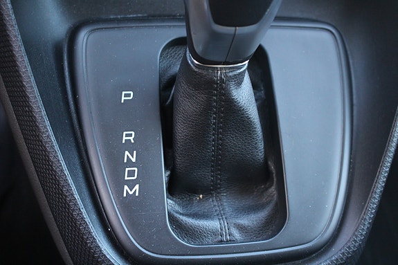 Ford Transit Connect 19 of 22