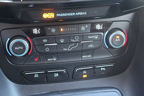 Ford Transit Connect 18 of 22