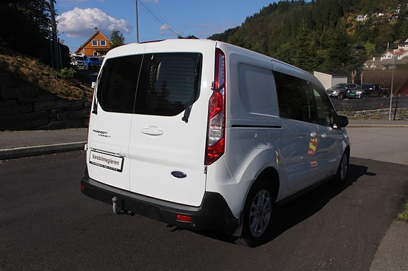 Ford Transit Connect 4 of 22