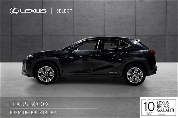 Lexus UX300e 2 of 23