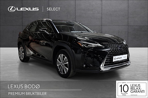 Lexus UX300e 7 of 23