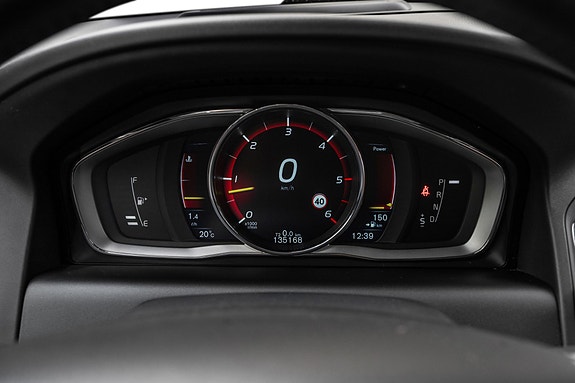 Volvo XC60 27 of 30