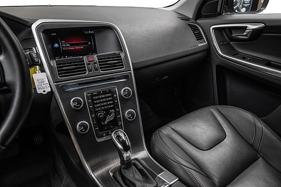 Volvo XC60 18 of 30