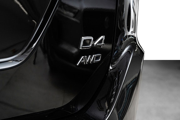 Volvo XC60 11 of 30