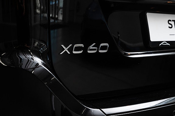 Volvo XC60 12 of 30