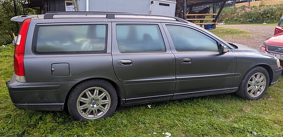 Volvo V70 7 of 10