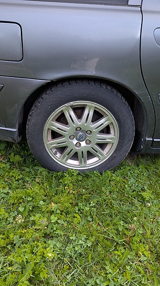 Volvo V70 8 of 10