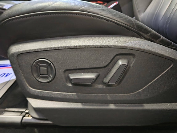Audi e-tron 19 of 25