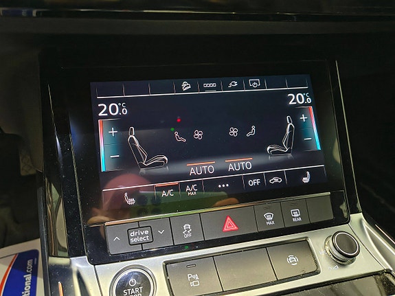 Audi e-tron 12 of 25