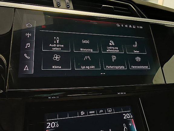 Audi e-tron 13 of 25