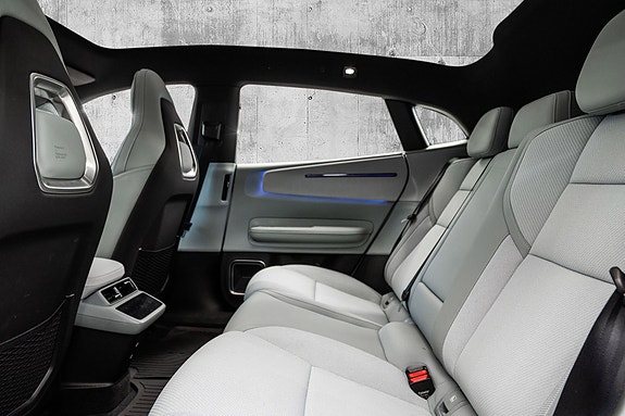 Polestar 4 13 of 26
