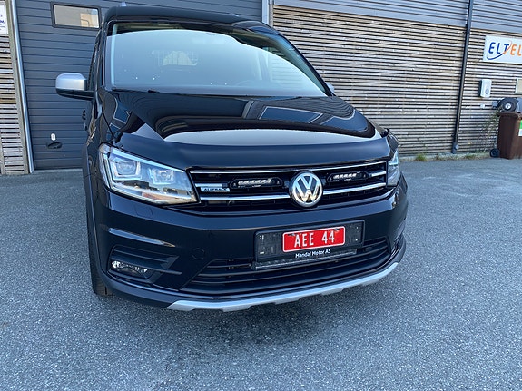 Volkswagen Caddy Alltrack 5 of 30
