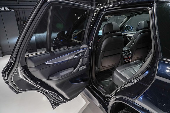 BMW X5 30 of 30