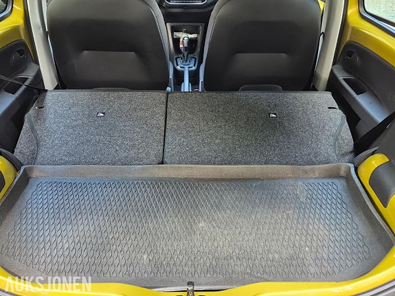 Volkswagen UP! 29 of 30