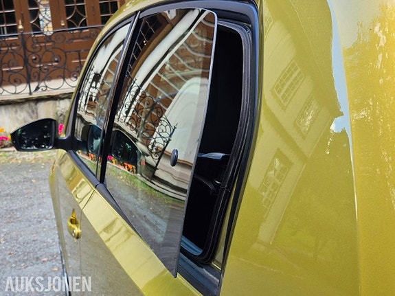 Volkswagen UP! 28 of 30