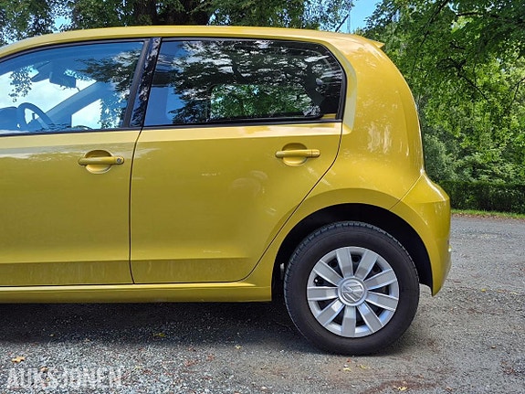 Volkswagen UP! 12 of 30