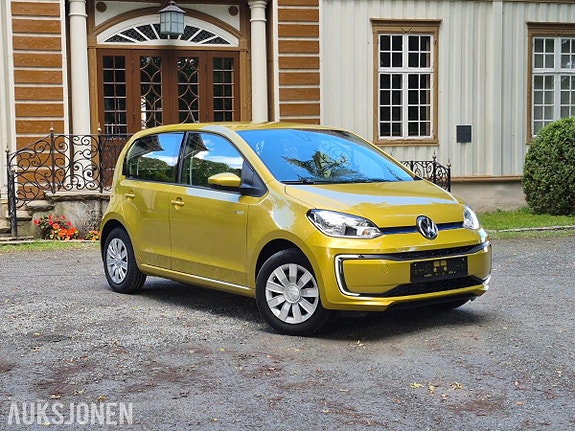 Volkswagen UP! 3 of 30