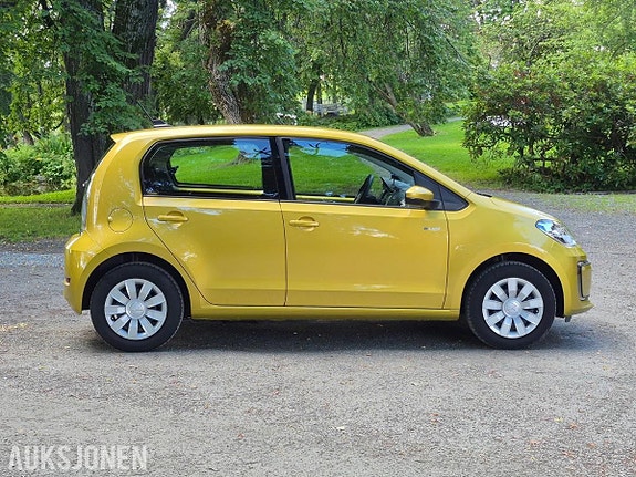 Volkswagen UP! 5 of 30