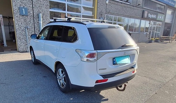 Mitsubishi Outlander 4 of 11