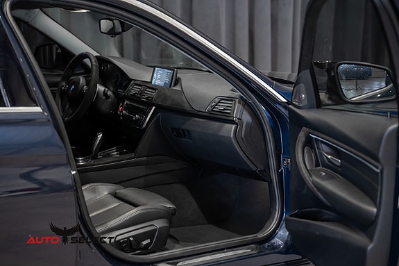 BMW 335i 20 of 30