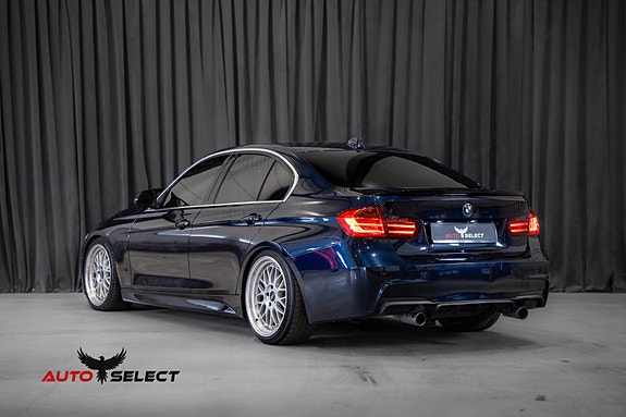 BMW 335i 9 of 30