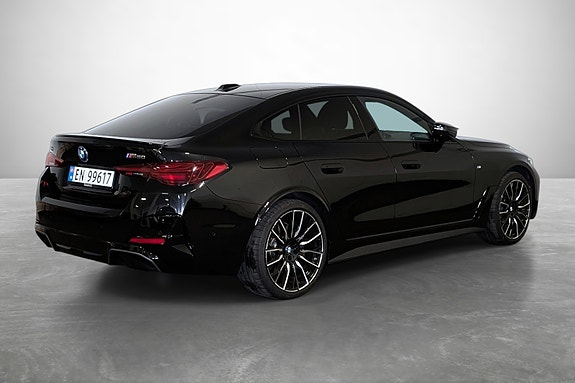 BMW i4 6 of 27