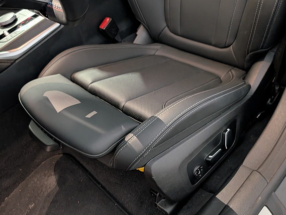 BMW i4 11 of 27
