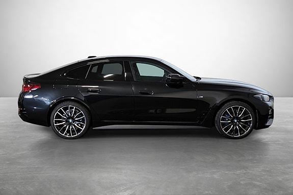 BMW i4 5 of 27