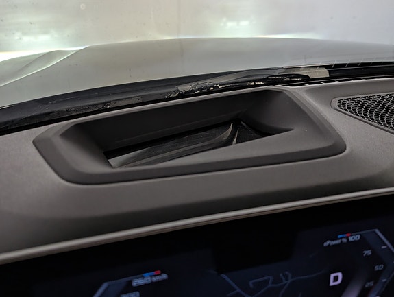 BMW i4 16 of 27
