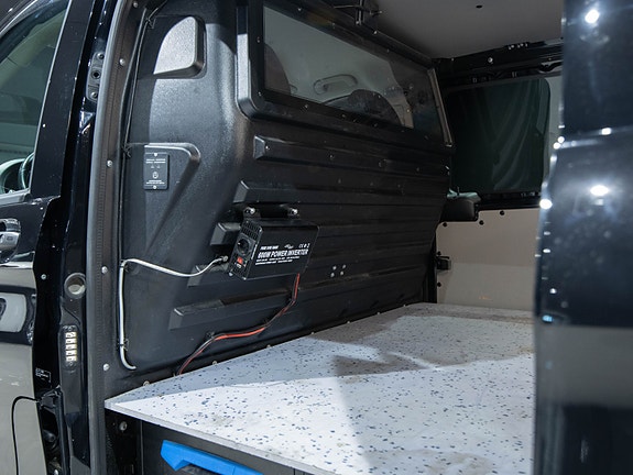 Mercedes-Benz Vito 16 of 18