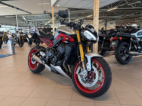 Triumph Street Triple 765