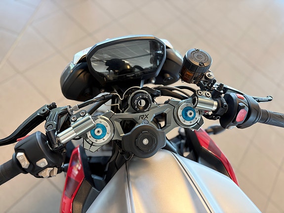 Triumph Street Triple 765 10 of 16
