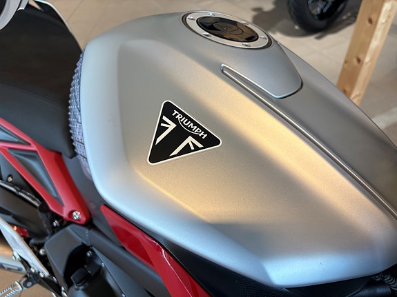 Triumph Street Triple 765 14 of 16