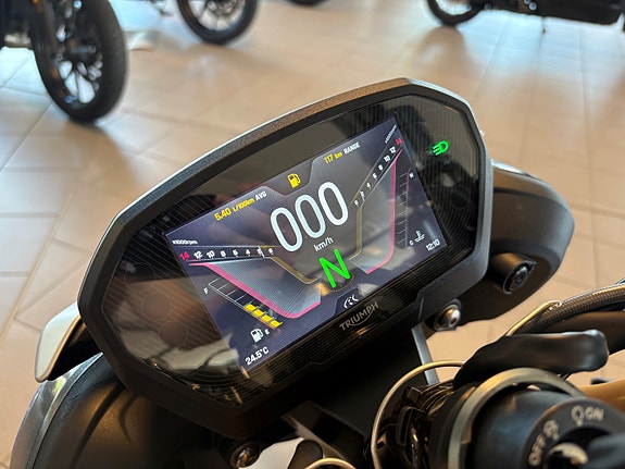 Triumph Street Triple 765 16 of 16
