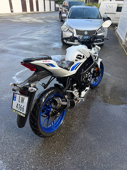 Suzuki GSX-S 125 3 of 12