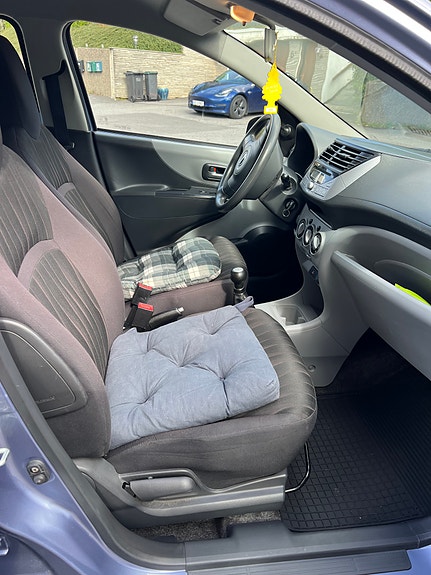 Nissan Pixo 19 of 30