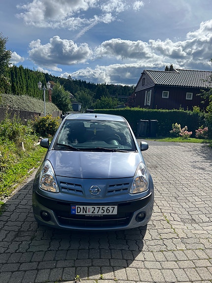 Nissan Pixo 2 of 30