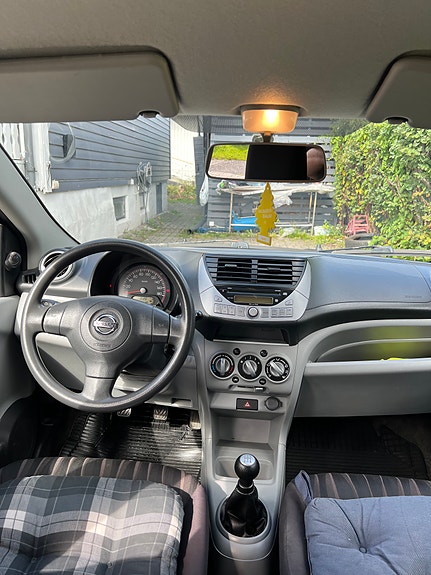 Nissan Pixo 28 of 30