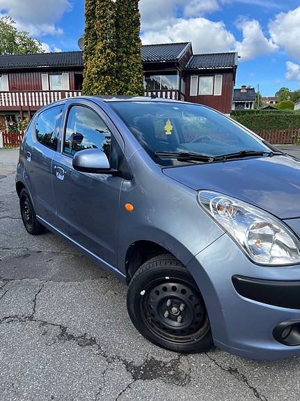 Nissan Pixo 10 of 30