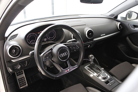 Audi A3 6 of 17