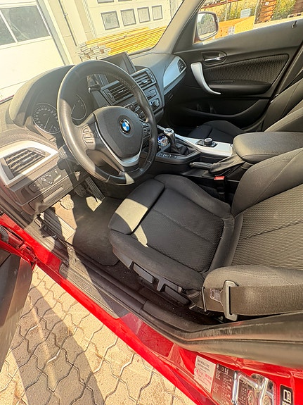 BMW 116i 6 of 17