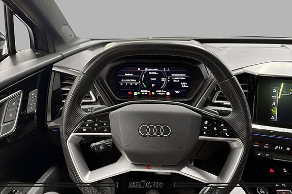 Audi Q4 e-tron 12 of 30