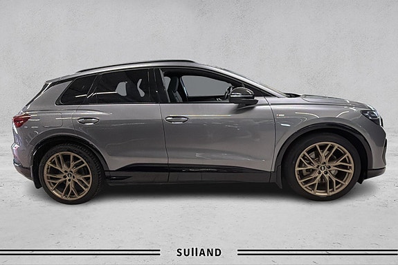 Audi Q4 e-tron 6 of 30