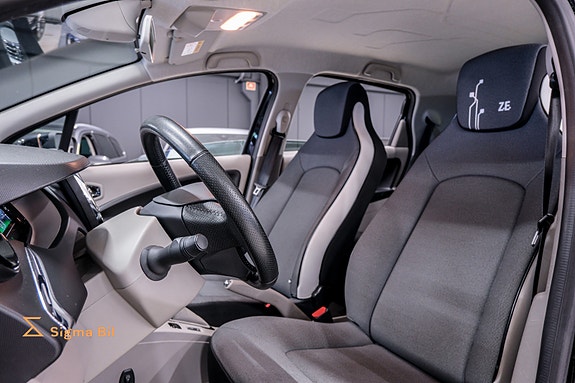 Renault Zoe 12 of 30