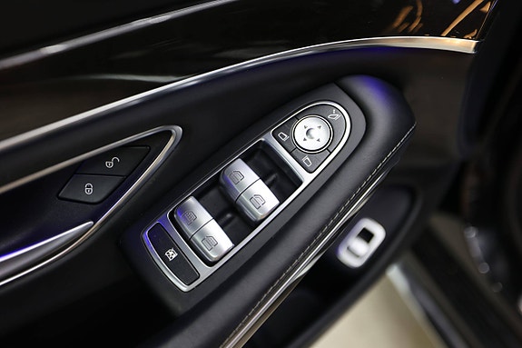 Mercedes-Benz S63 25 of 30