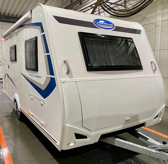 Caravelair Alba Style 426 Family | Gulvvarme | Dusjmulighet | Ny markise | Solcelleanlegg 3 of 30